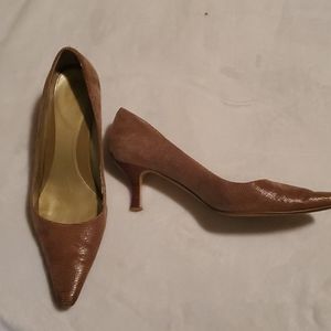 Womens Shoes